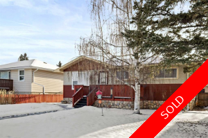 Bowness Detached for sale: 2 bedroom 864 sq.ft. (Listed 2025-02-23)